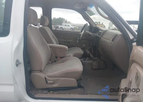 2004 Toyota Tacoma Base V6 z USA, uszkodzony, nr VIN 5TEWN72N64Z332530